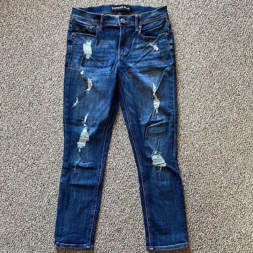 Destroyed denim leggings from Express. Mid-rise cropped legging.